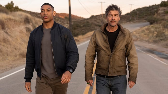 Aaron Pierre as John Stewart and Kyle Chandler as Hal Jordan in HBO's Lanterns series