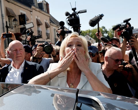 Marine Le Pen announces 2027 presidential candidacy after court reduces eligibility ban