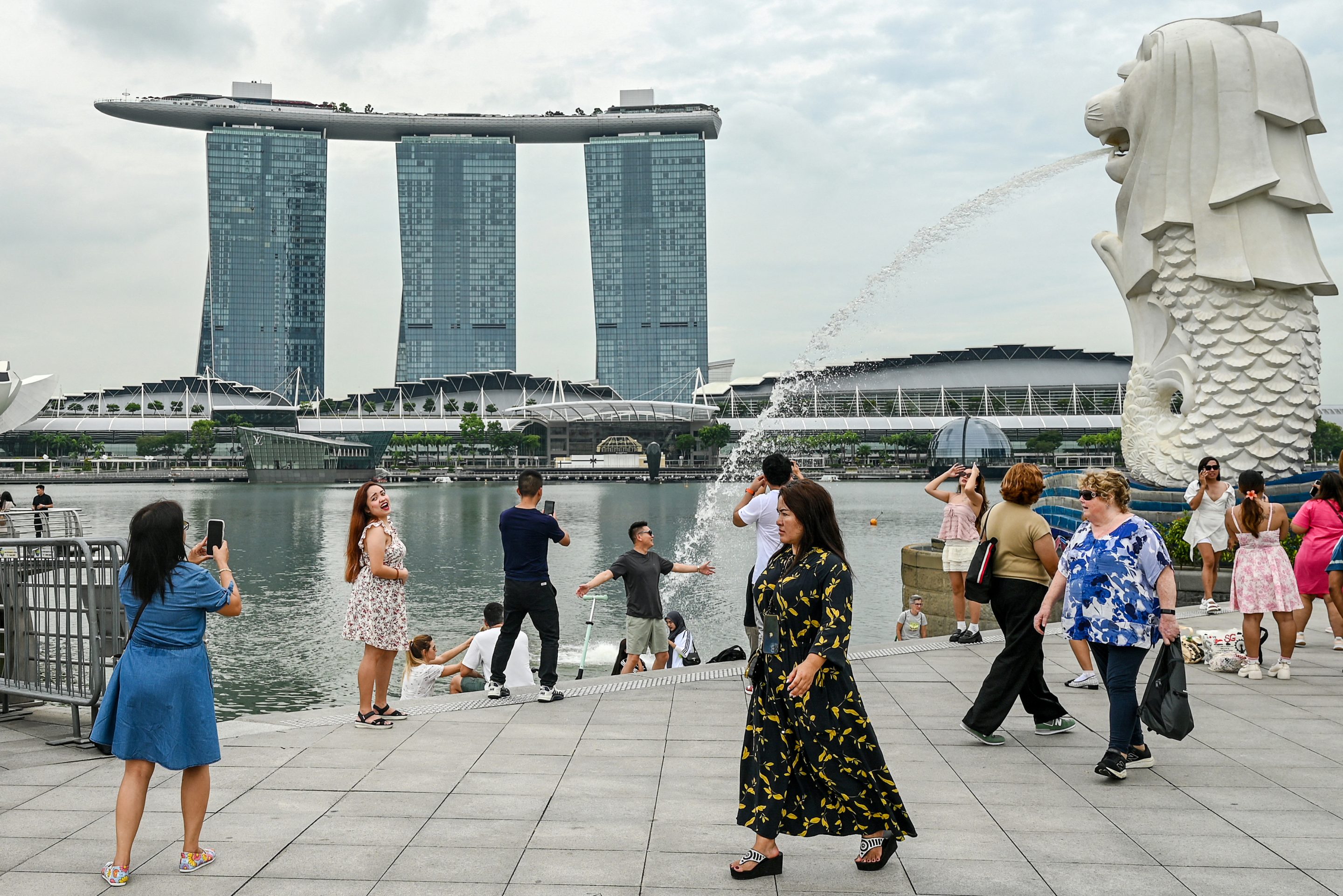 Marina Bay Sands Singapore casino resort Merlion Las Vegas Sands