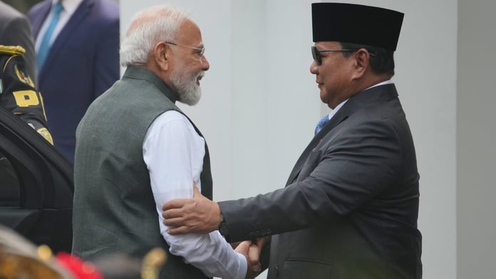 Indian PM Narendra Modi and Indonesian President Prabowo Subianto at the BrahMos missile deal signing ceremony in Jakarta