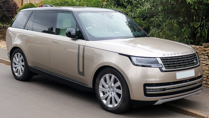 2022 Land Rover Range Rover SE P440e hybrid SUV front view