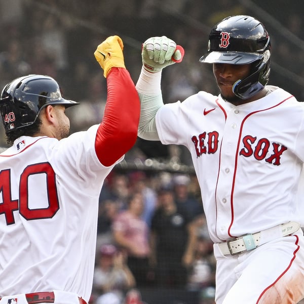 Ceddanne Rafaela celebrates with Willson Contreras as Red Sox tie 1946 franchise record