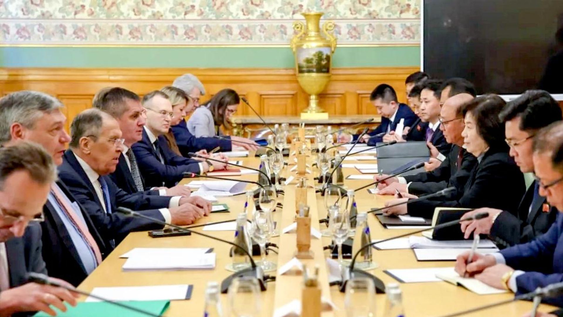 Russian military officials during briefing on Ukraine front in 2026
