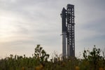 SpaceX Starship Ship 40 and Super Heavy Booster 20 stacked at Starbase Texas for Flight 13 launch