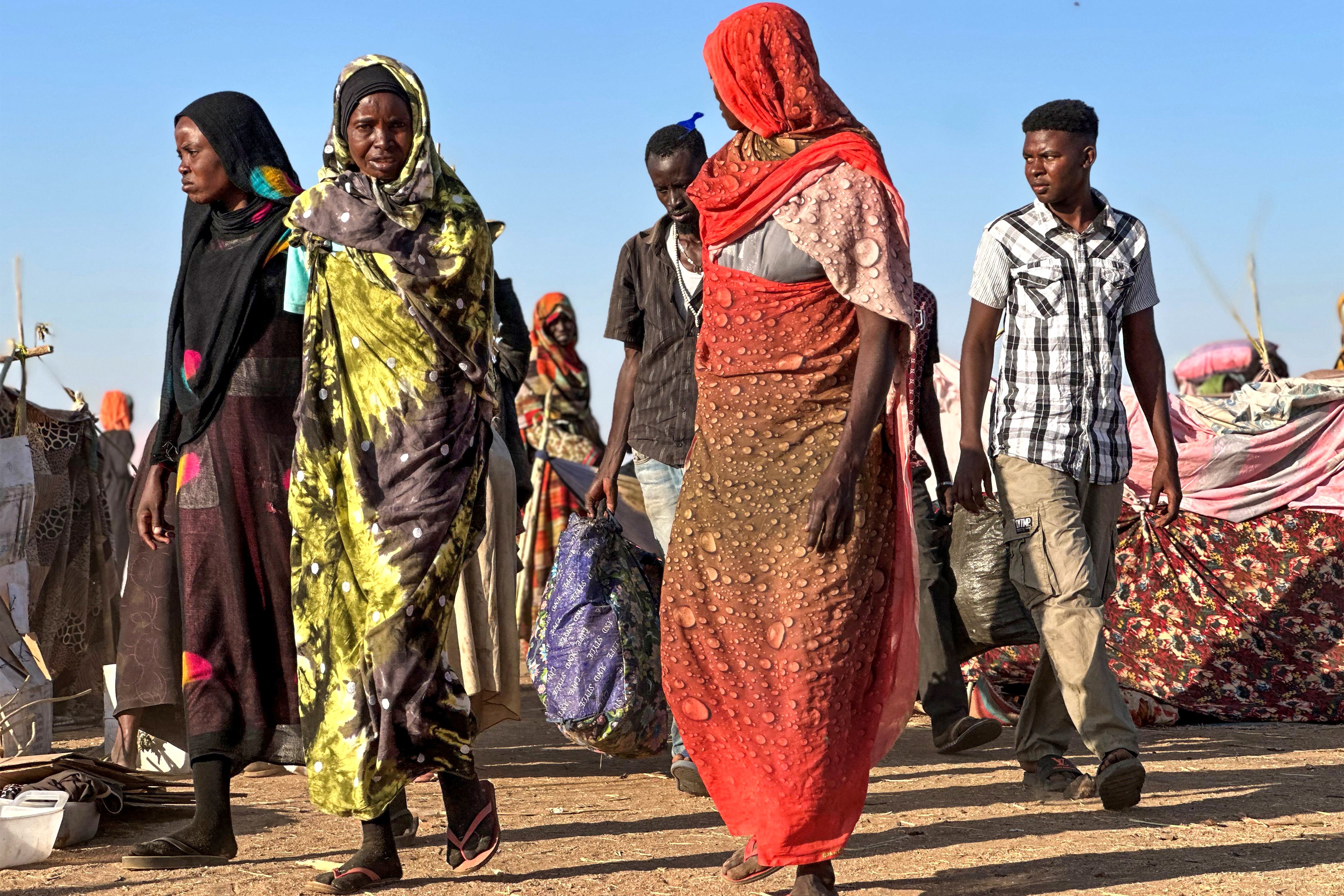 Displaced civilians flee Sudan RSF conflict in Darfur 2025