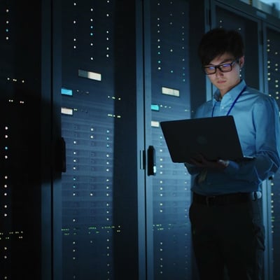 Supermicro liquid-cooled AI server rack system for data centers