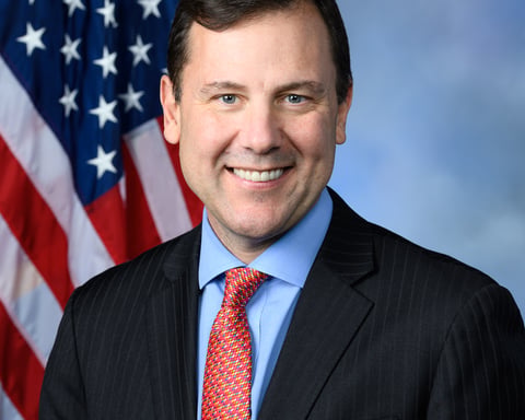 Official portrait of Rep. Tom Kean Jr., who disclosed a depression diagnosis after missing 140 House votes