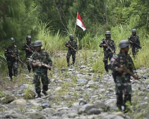 Burned aircraft wreckage in Yahukimo Highland Papua after TPNPB rebels killed American pilot Nicholas Gosselin