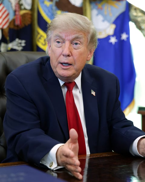 Trump financial disclosure reveals $1 billion in crypto income from TRUMP meme coin and World Liberty Financial