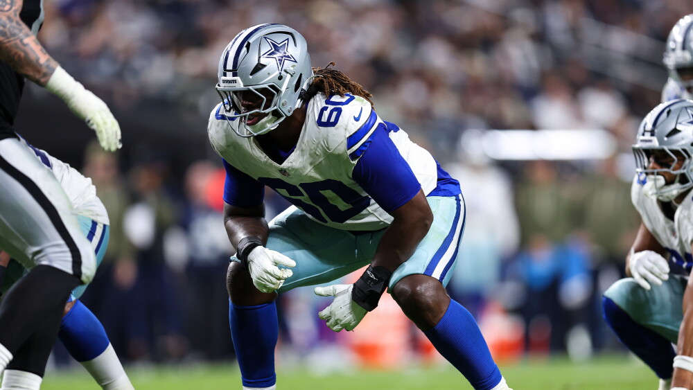 Dallas Cowboys offensive lineman Tyler Guyton in NFL game action