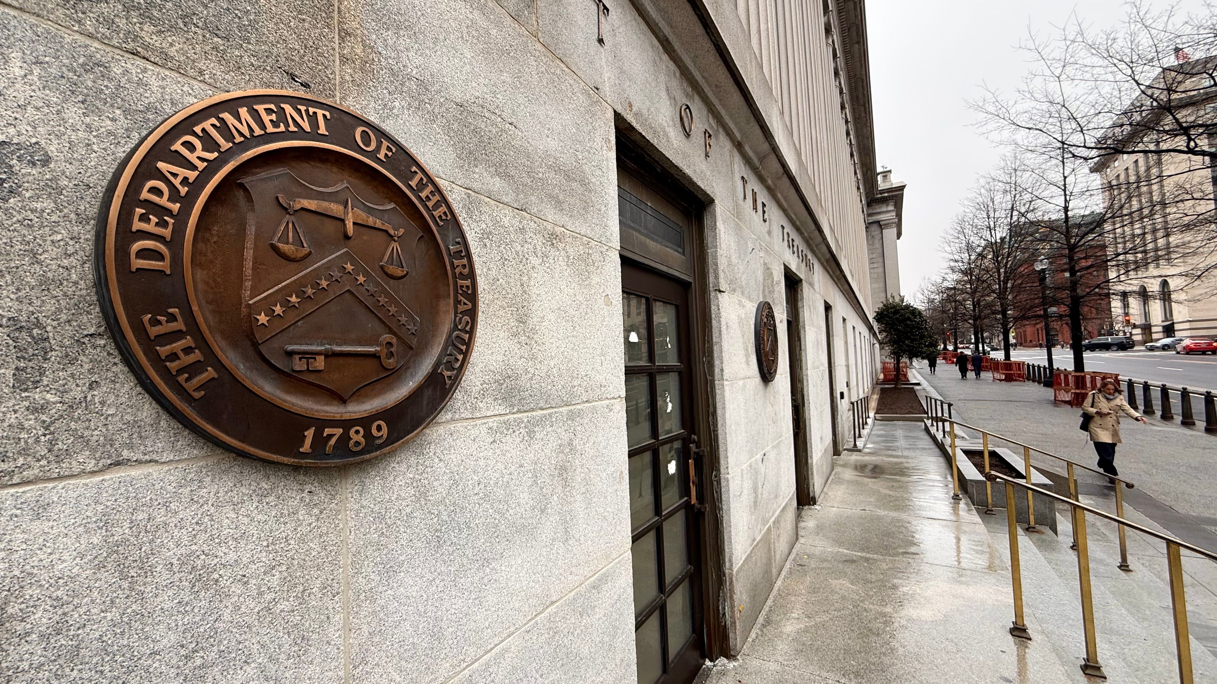 US and UK Treasury officials co-signed a 10-point bilateral roadmap for tokenized finance and stablecoin regulation