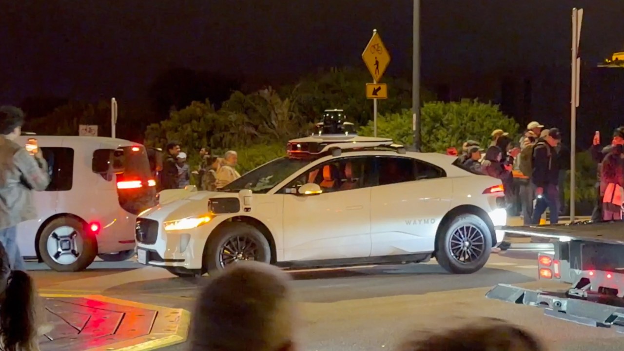 Waymo autonomous vehicles stranded in San Francisco during July 4 gridlock blocking emergency access