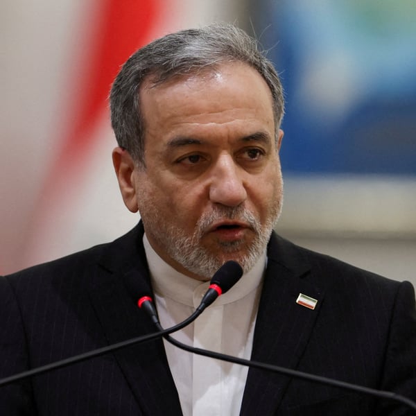 Iranian Foreign Minister Abbas Araghchi at a press conference, as Tehran responds to a new US sanctions campaign