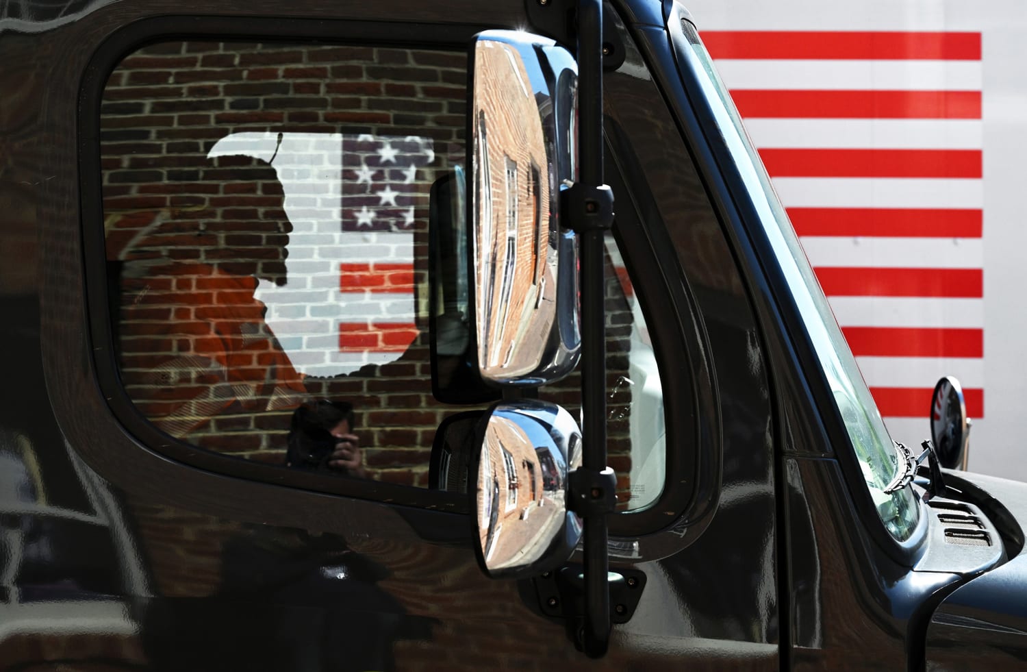 A delivery worker in the US representing the gig economy jobs market