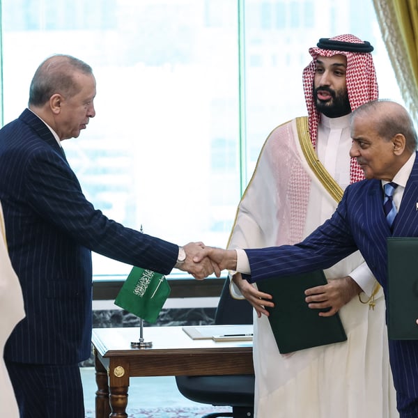 Turkish President Erdogan, Saudi Crown Prince Mohammed bin Salman, and Pakistani PM Shehbaz Sharif at the Mecca Pact signing ceremony, August 2026