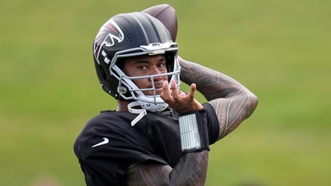 Tua Tagovailoa throwing at Atlanta Falcons preseason camp 2026
