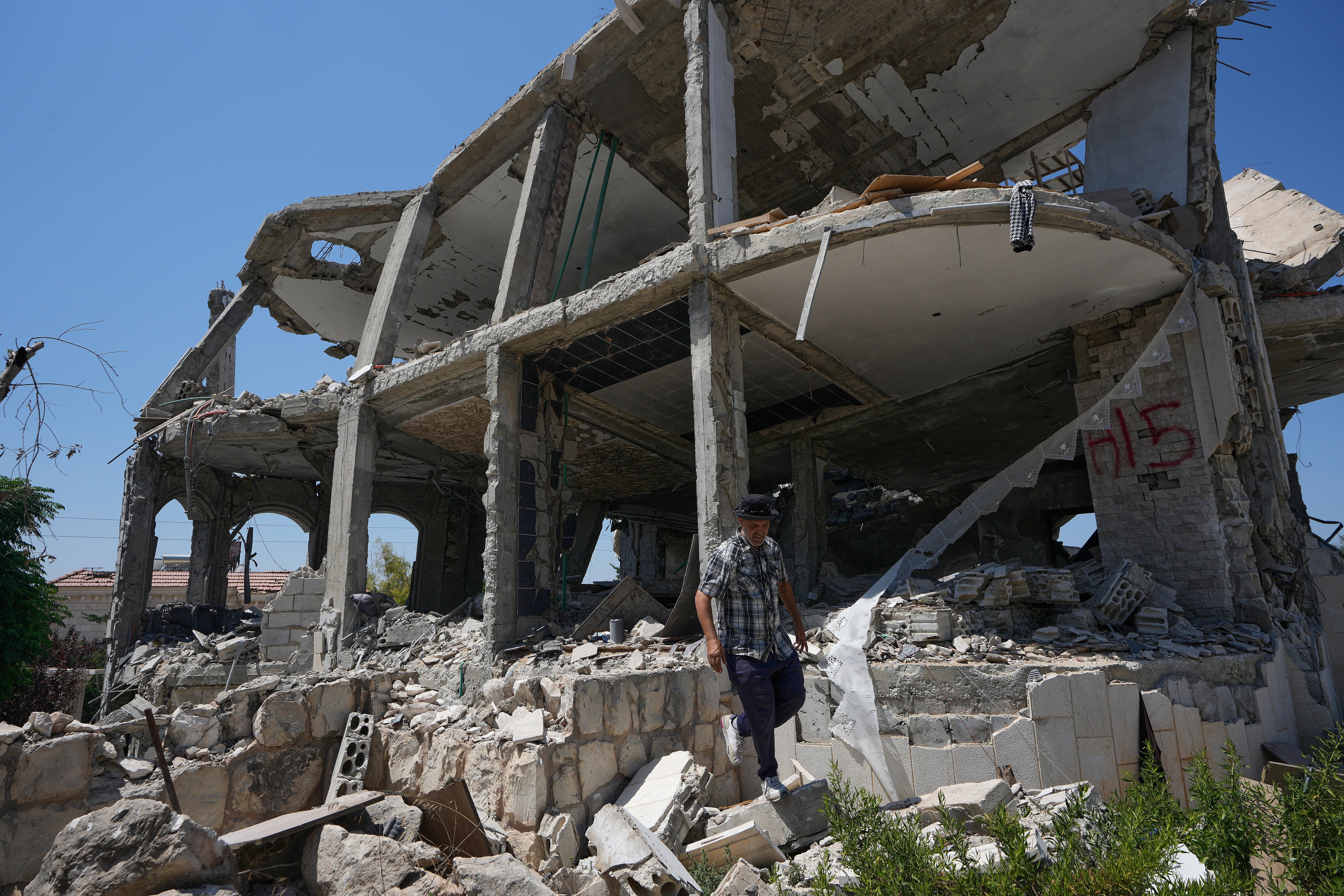Lebanese village affected by Israeli military strikes as incendiary drones burned orchards in the Western Beqaa valley in August 2026