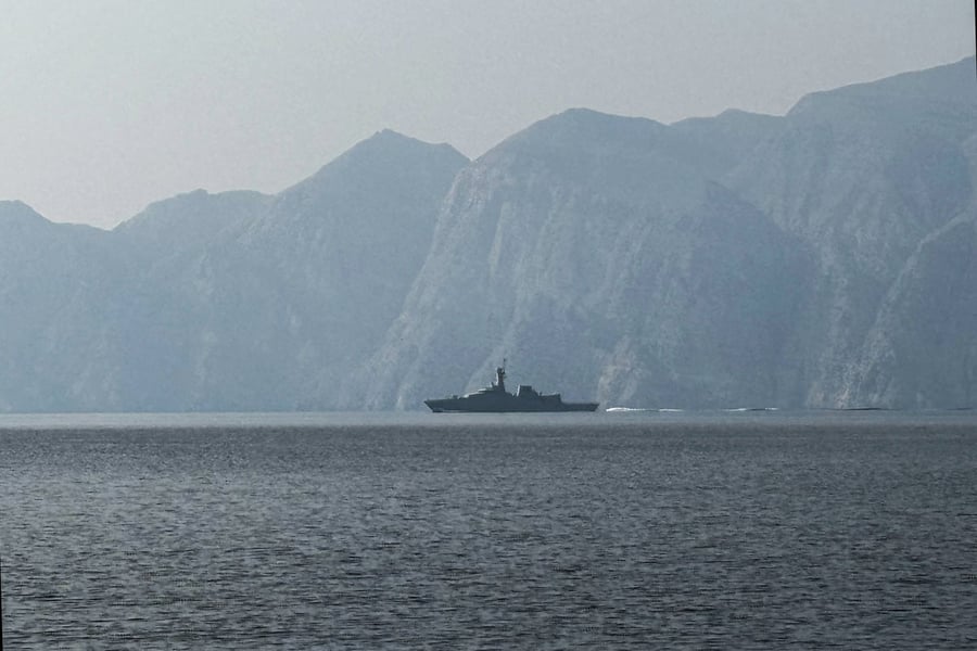 Oil and LNG tankers navigating the Strait of Hormuz, closed since the Iran-Israel war began in 2026