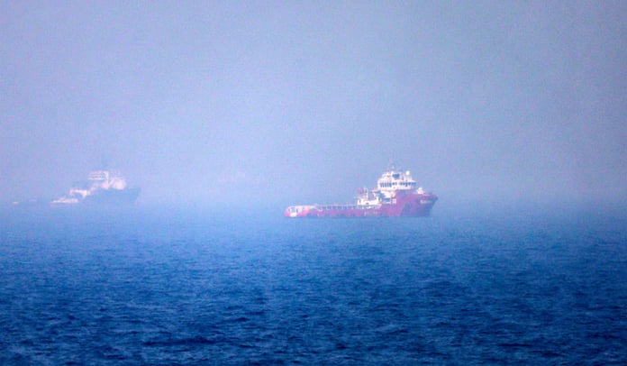 Vessel near Khor Fakkan UAE in the Strait of Hormuz area 2026