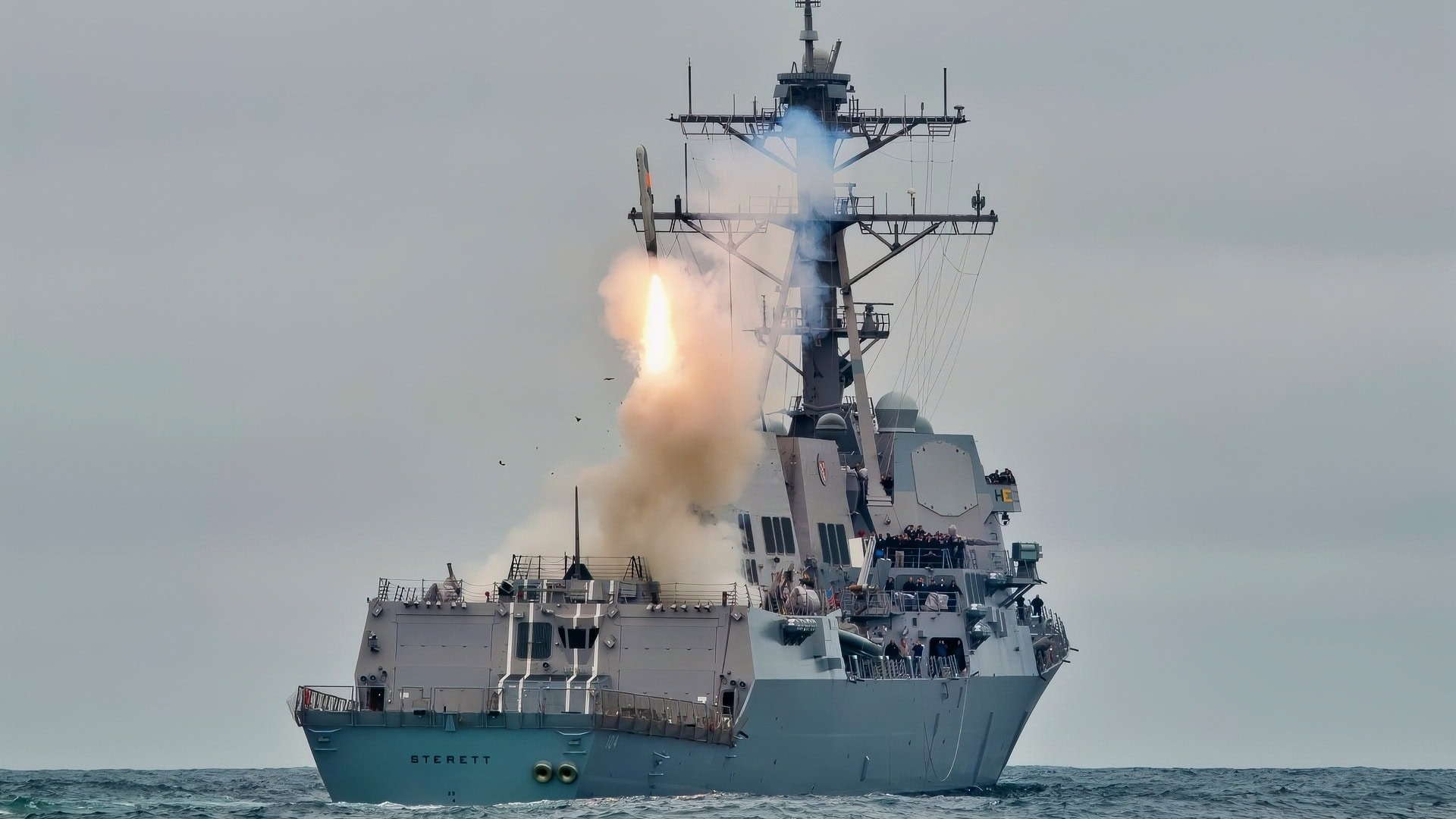 USS Sterett DDG-104 launches a Tomahawk cruise missile during weapons testing in the Pacific Ocean