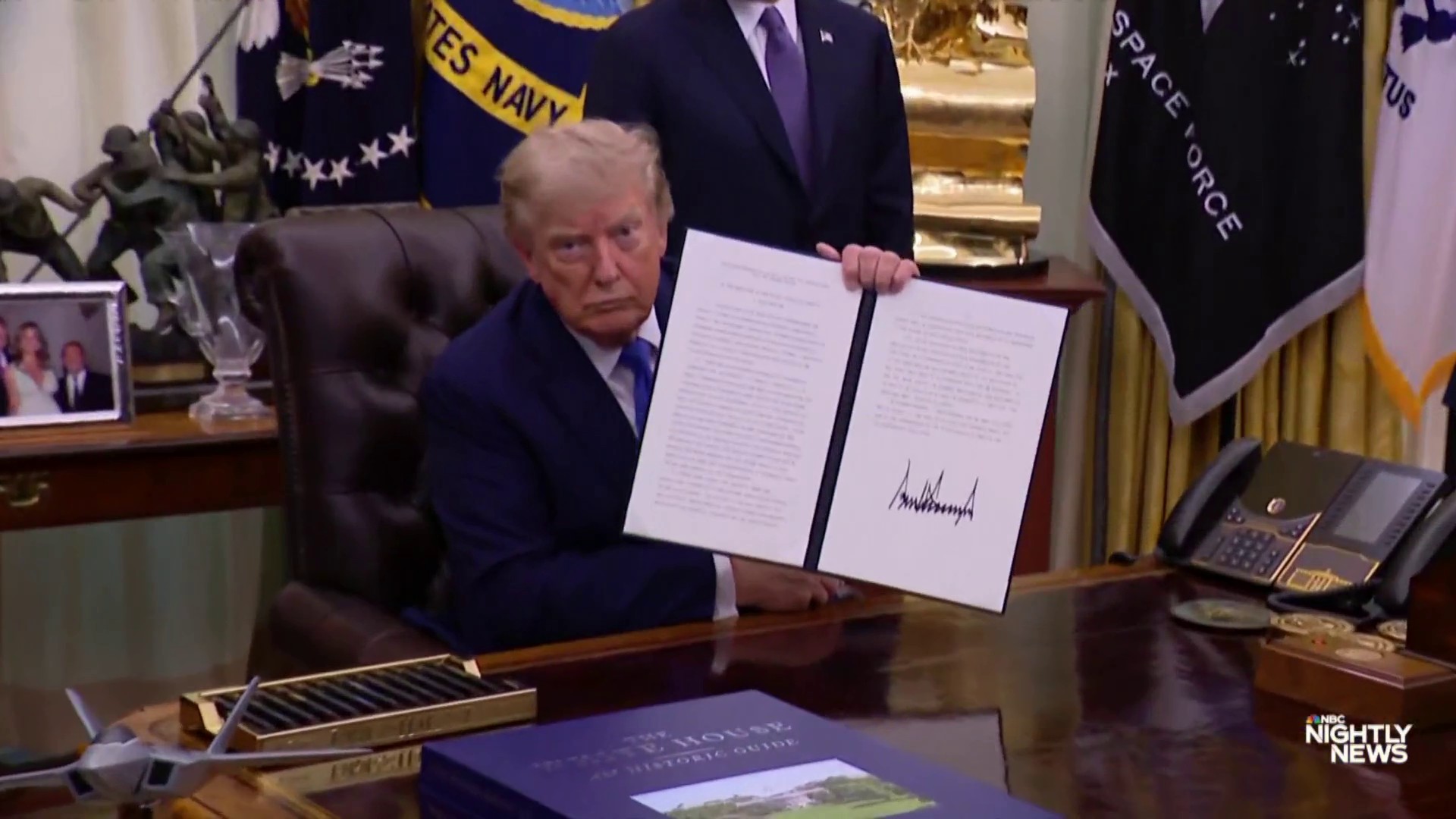 President Trump signing birthright citizenship executive orders at the White House in August 2026