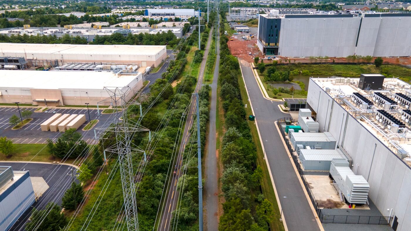 High-voltage transmission lines carrying electricity to data centers in Ashburn, Loudoun County, Virginia