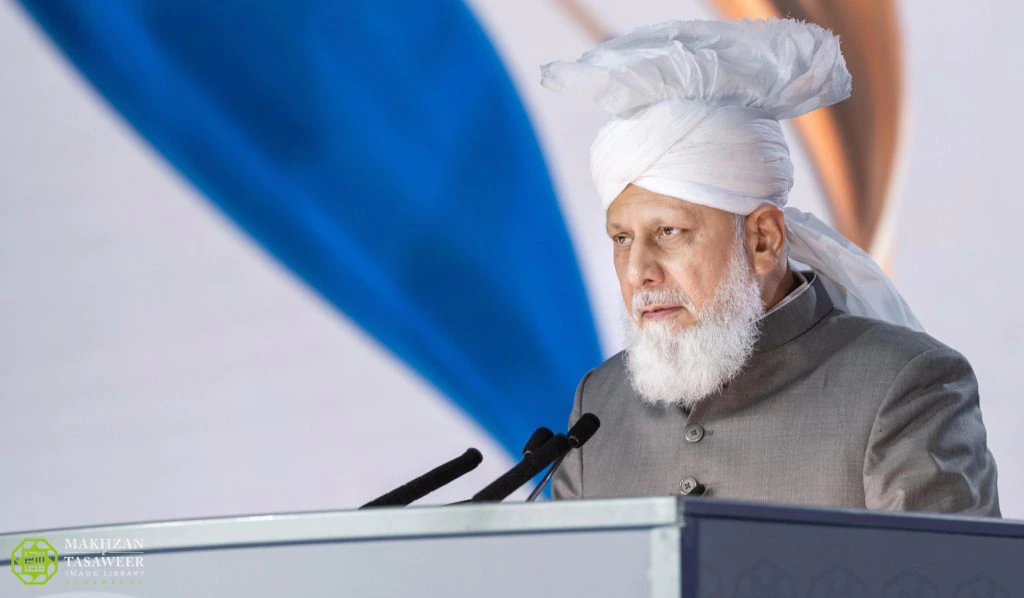 Caliph of Islam Mirza Masroor Ahmad at Jalsa Salana UK 2021