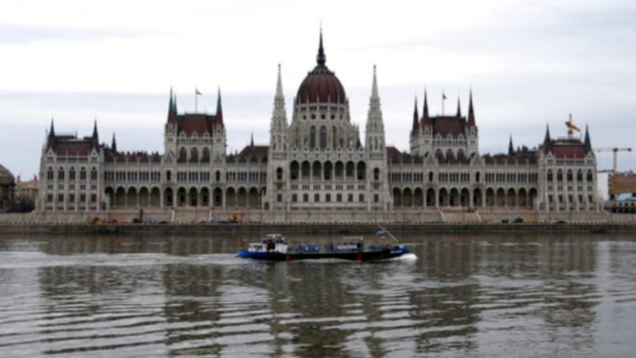 Hungary begins ratification of Finland's and Sweden's NATO membership applications