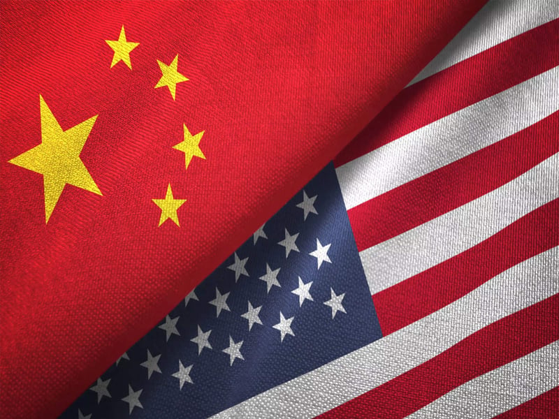 us-china-flags