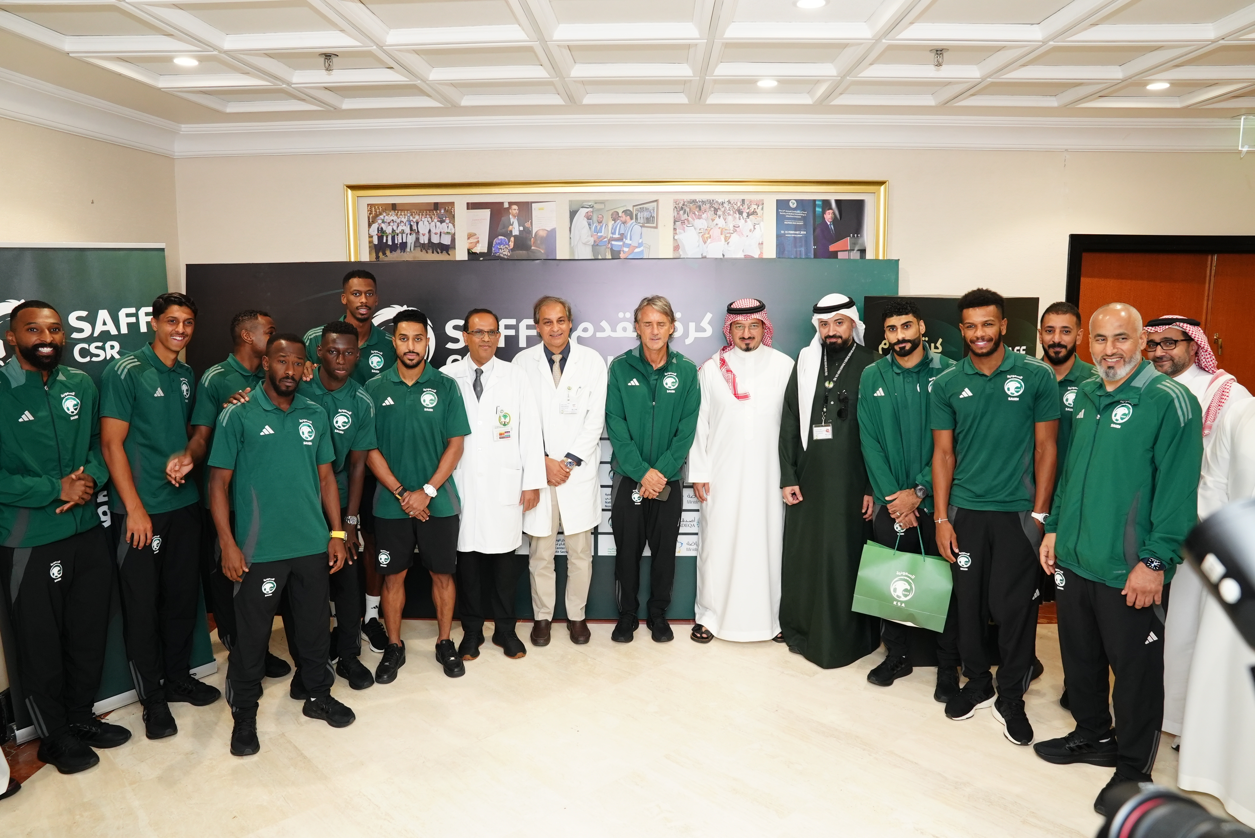 Saudi footballers bring joy to patients at top hospital in Jeddah KSA