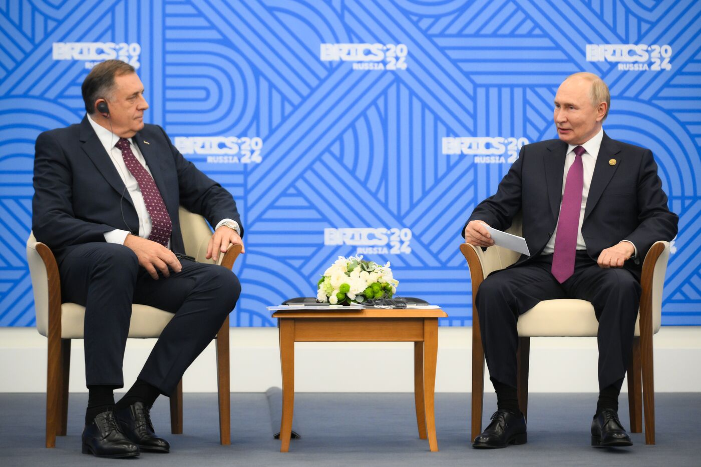 Vladimir Putin, right, and Milorad Dodik