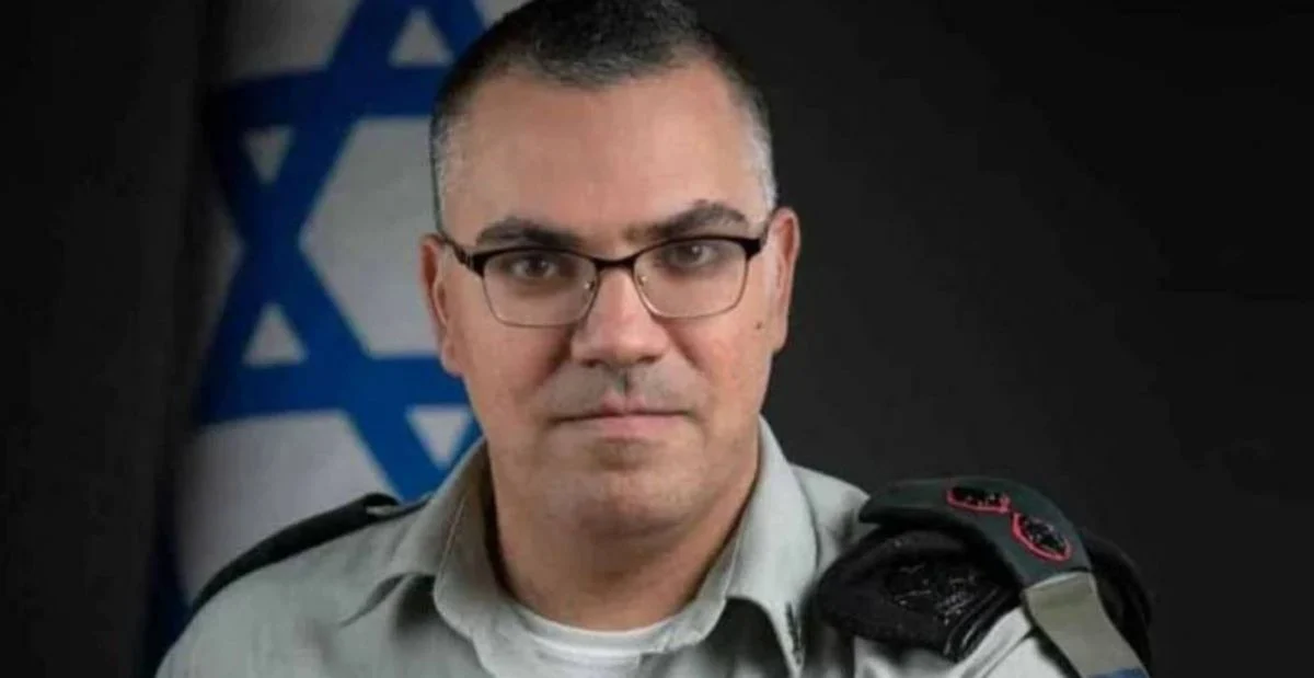 Israeli forces kill two Hezbollah commanders in Lebanon