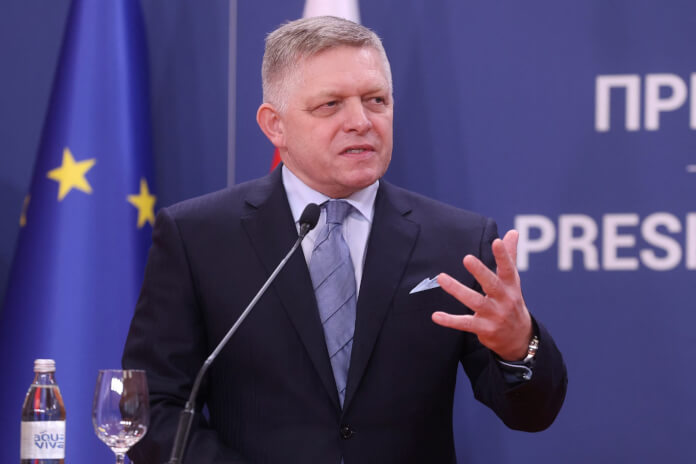 Slovak PM Robert Fico to meet Putin amid Ukraine gas transit dispute