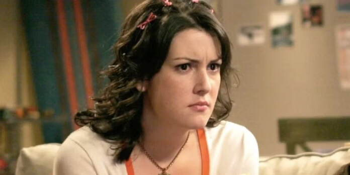 2 and a Half Men cast - Melanie Lynskey as Rose melanie lynskey, rose, two and a half men, eccentric neighbor