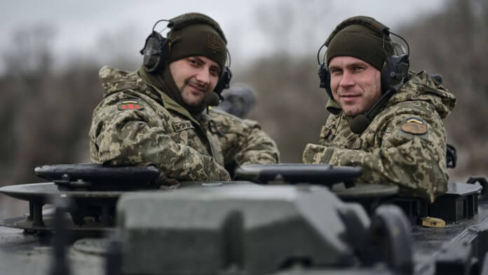 Kursk offensive strains Ukrainian reserve, raises collapse concern