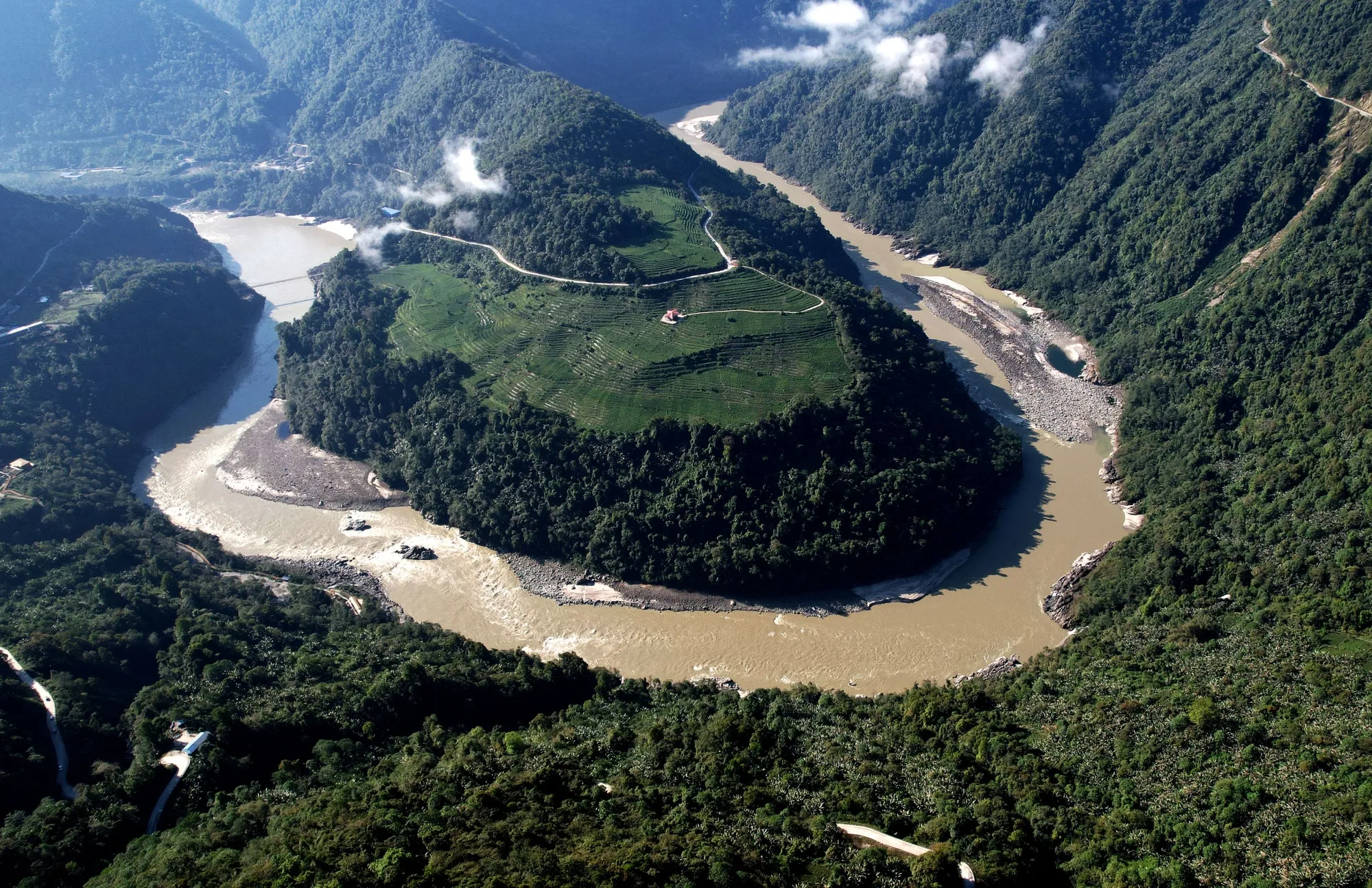China dam, Tibet hydropower, Brahmaputra river, Yarlung Zangbo, India water conflict, megaproject Tibet, ecological risks dam