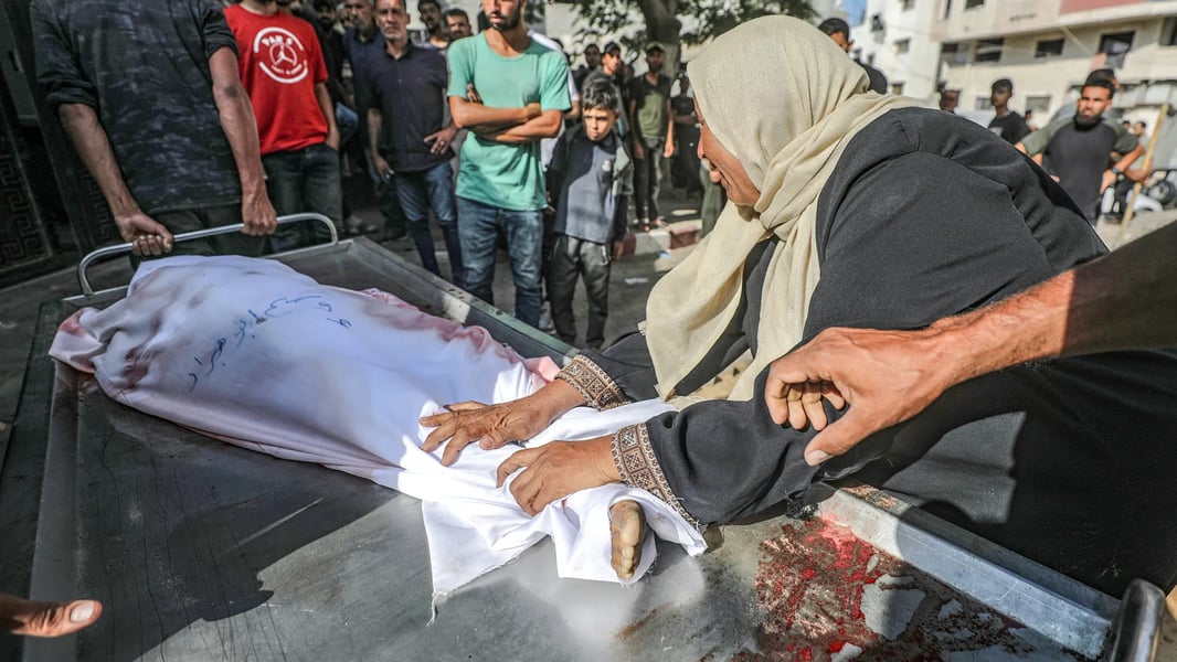Shati refugee camp Gaza bombed, Israeli strikes Gaza, 78 Palestinians killed, Gaza humanitarian collapse