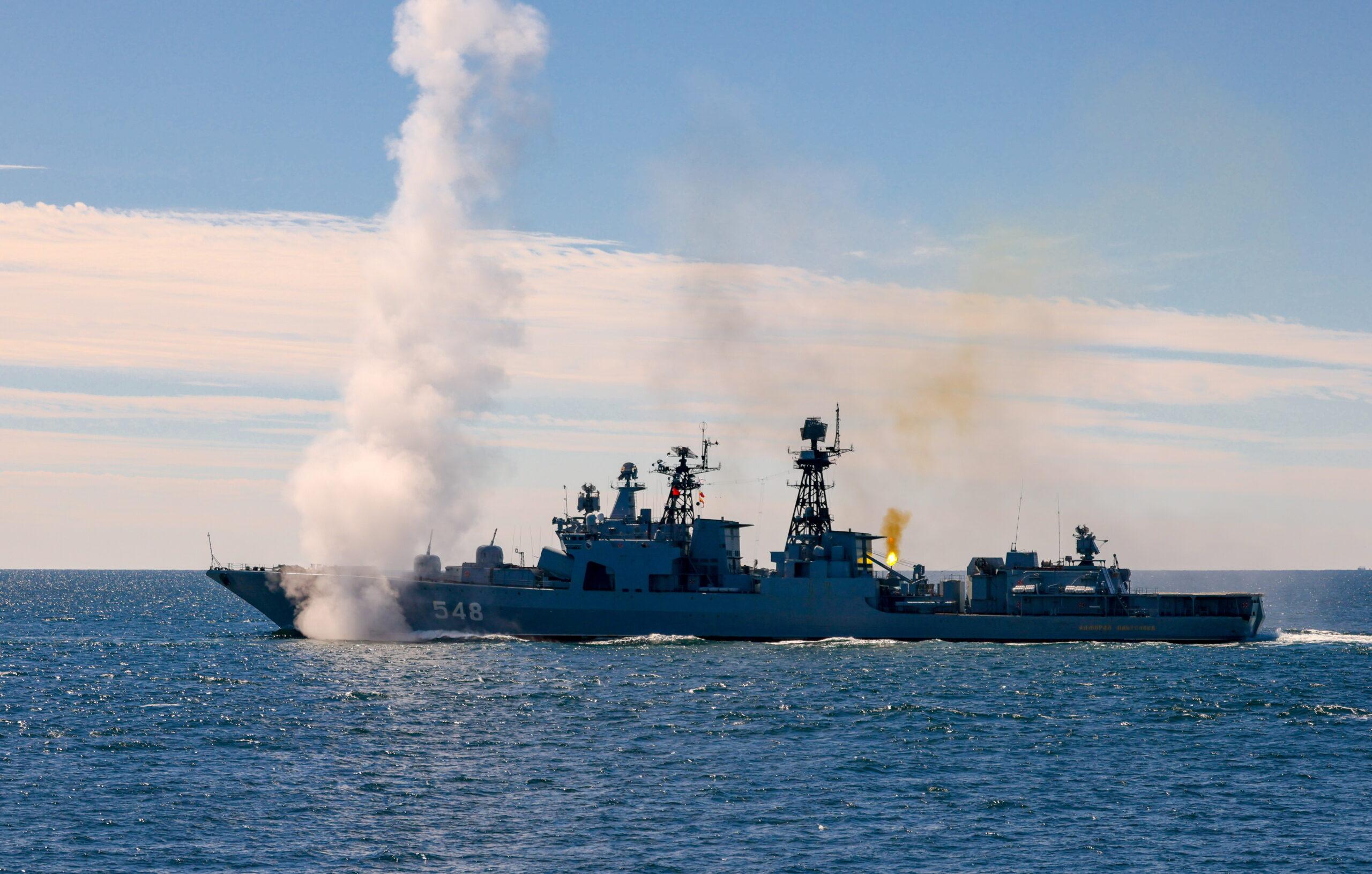 Russia Kinzhal missile, Ukraine airstrike, hypersonic missile strike, Ukraine defense factory, NATO failure