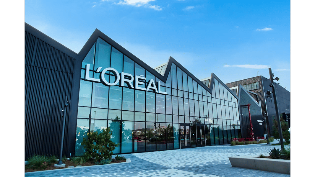 Headquarters of LVMH L’Oréal and EssilorLuxottica referenced as preferred buyers in Armani’s will Headquarters of LVMH L’Oréal and EssilorLuxottica referenced as preferred buyers in Armani’s will