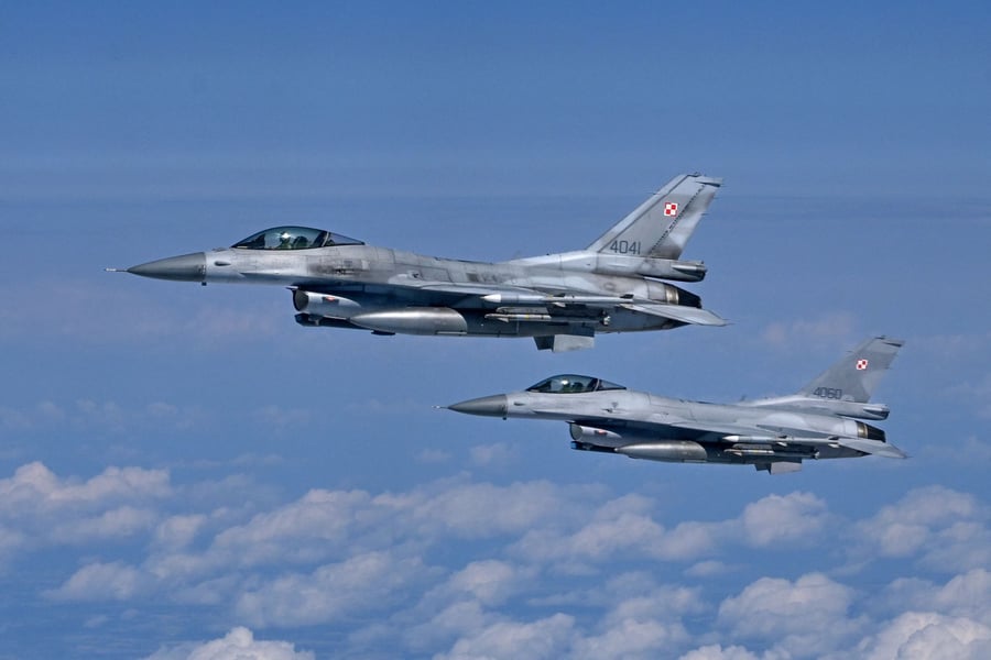 Polish forces raise readiness during barrage Polish Air Force aircraft on alert after overnight strikes on Ukraine