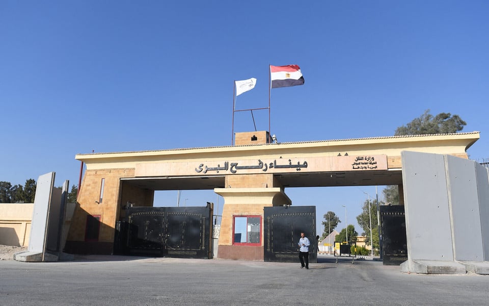 Rafah crossing shut Closed metal gate at Rafah crossing during the ceasefire