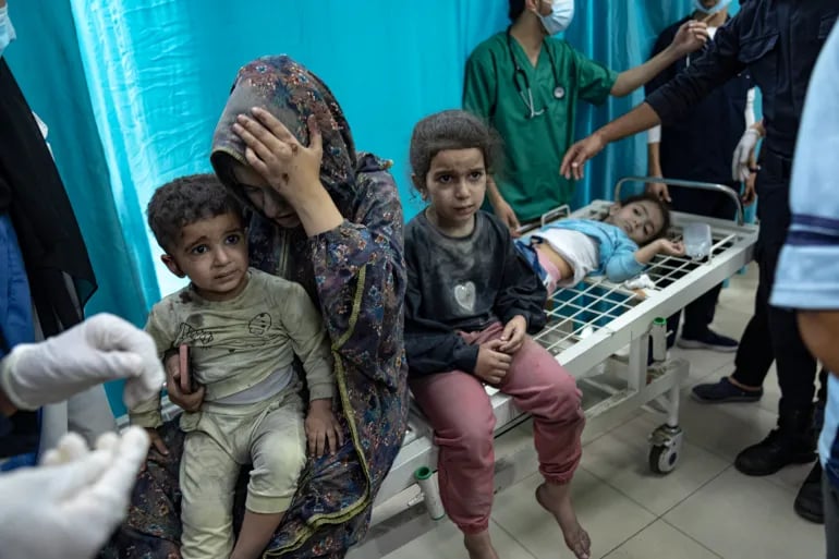 Medical staff treating patients in Rafah under Gaza siege