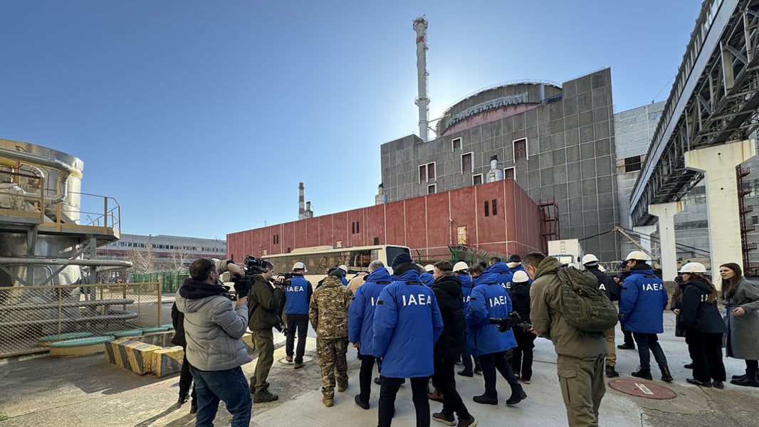 Zaporizhzhia: Off-Site Power Repairs Technicians repair off-site power lines feeding the Zaporizhzhia nuclear plant under localized ceasefire arrangements.