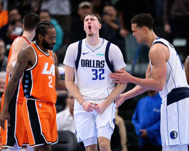 Cooper Flagg celebrates after breaking NBA record as youngest player to score 35 points