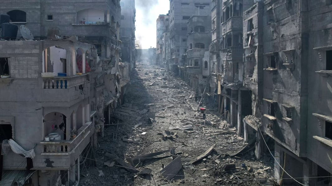 Devastation in Gaza after Israeli airstrikes, 2025 humanitarian crisis