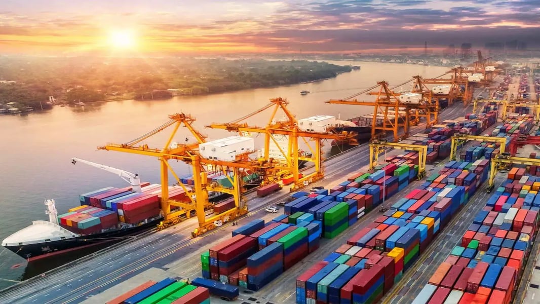 China's US Exports Plunge 29% Amid Tariff Tensions