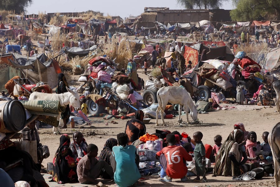 Sudanese refugees in El Fasher watch AFCON amid RSF siege civil war