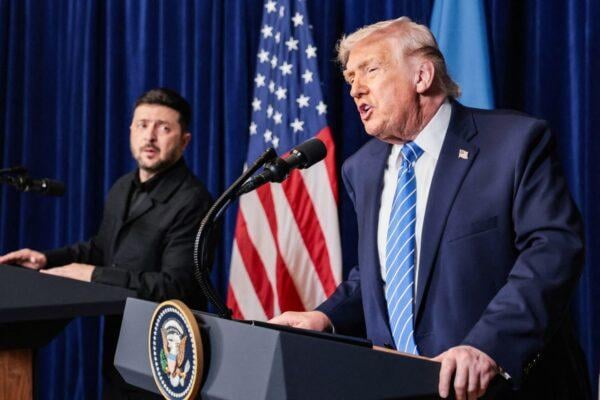 Zelenskyy demands security guarantees from Trump to extend martial law power grab
