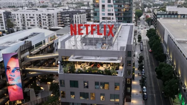 Netflix Warner Bros $83 billion merger sparks Hollywood antitrust crisis