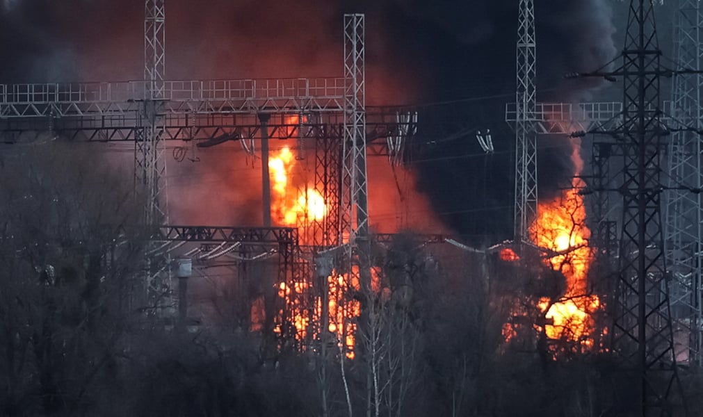 Russian missiles strike Ukrainian energy infrastructure, causing civilian disruption